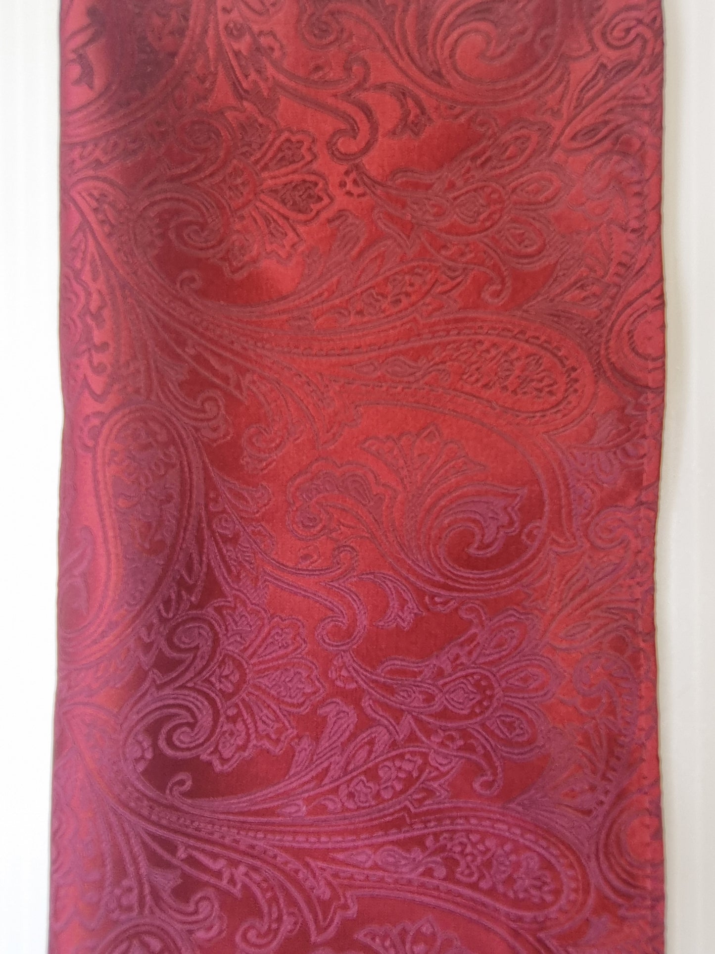 Zenith Paisley Pocket Hanks