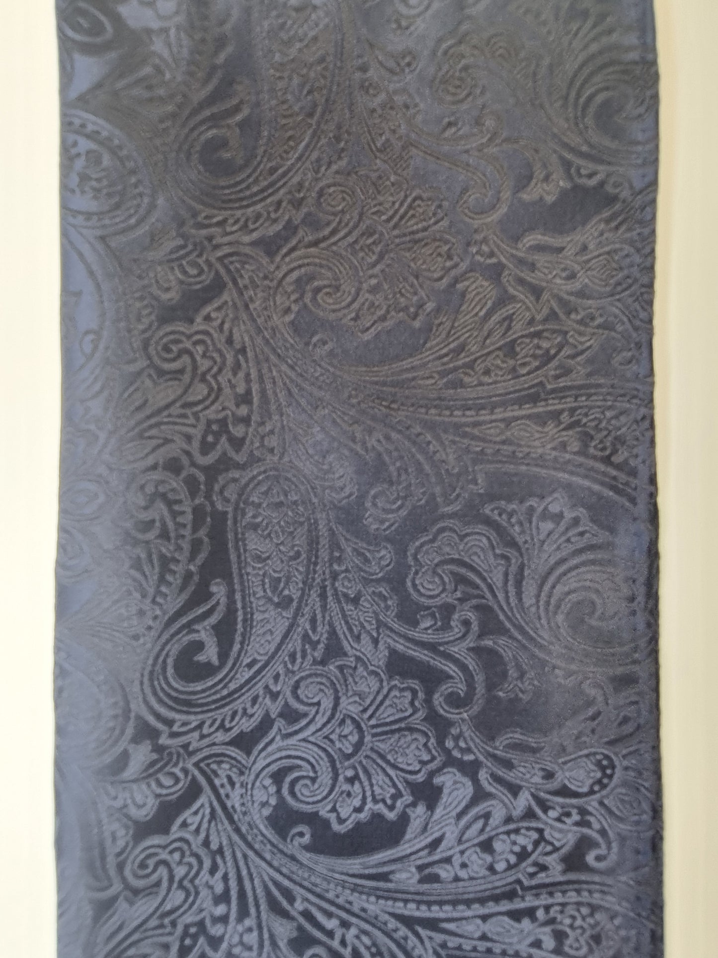 Zenith Paisley Pocket Hanks