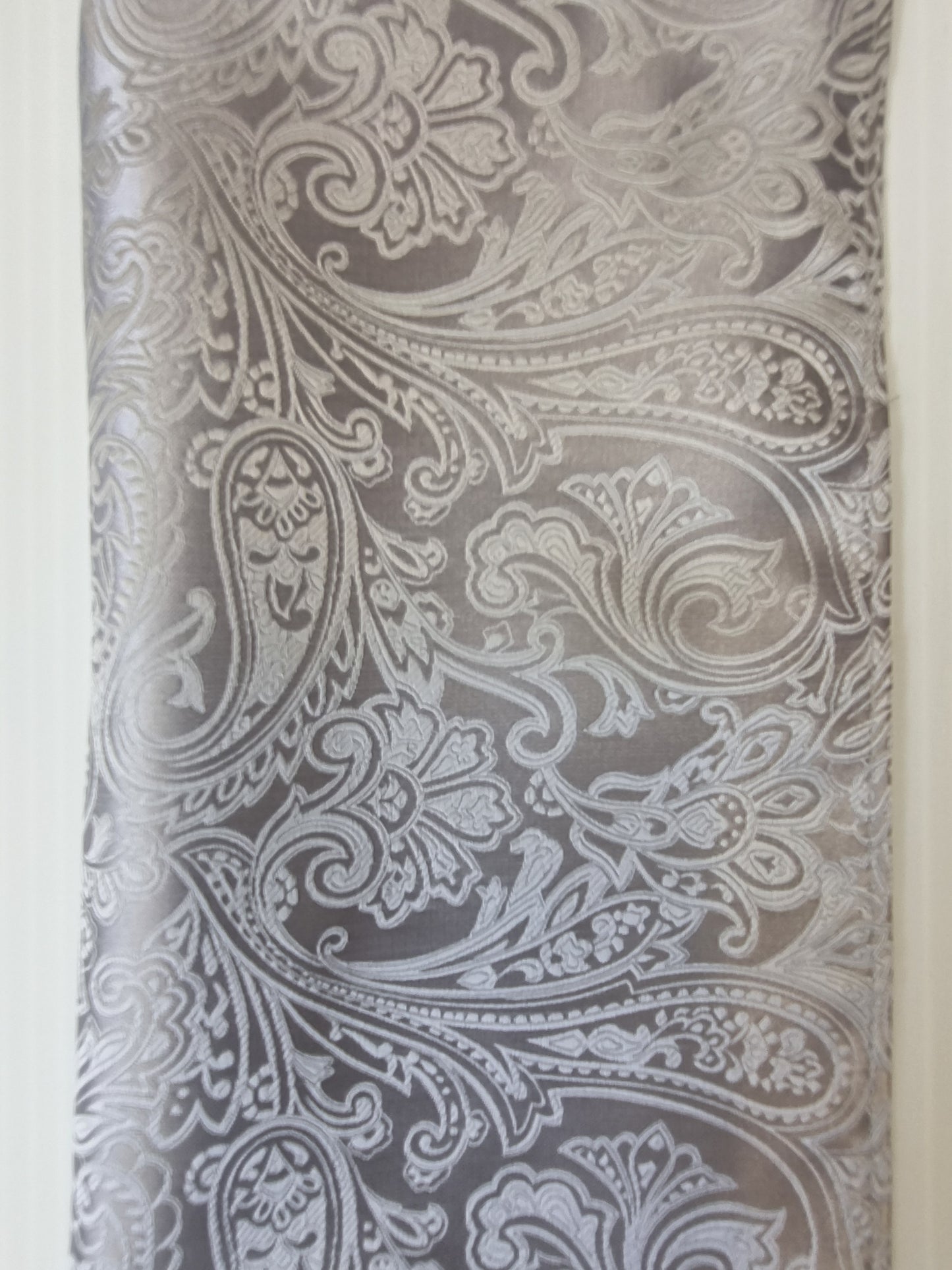 Zenith Paisley Pocket Hanks